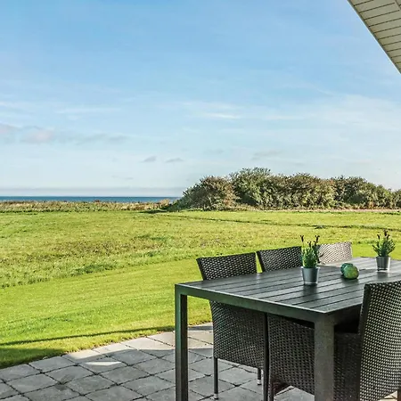 Three-bedroom In Holiday home Nordborg