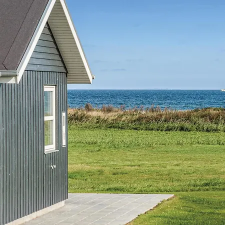 Three-bedroom In Holiday home Nordborg