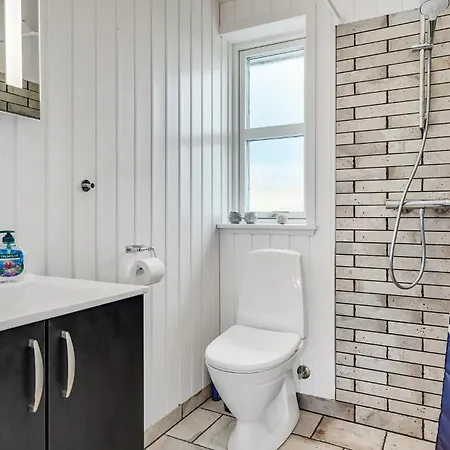 Nice Home In Nordborg With Kitchen *