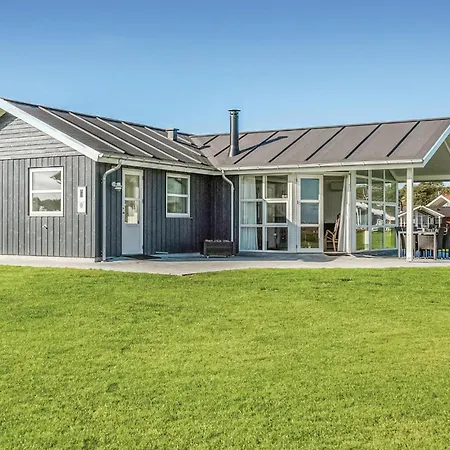 Nice Home In Nordborg With Kitchen Casa vacanze *