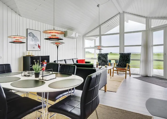 Three-bedroom In Дом отдыха