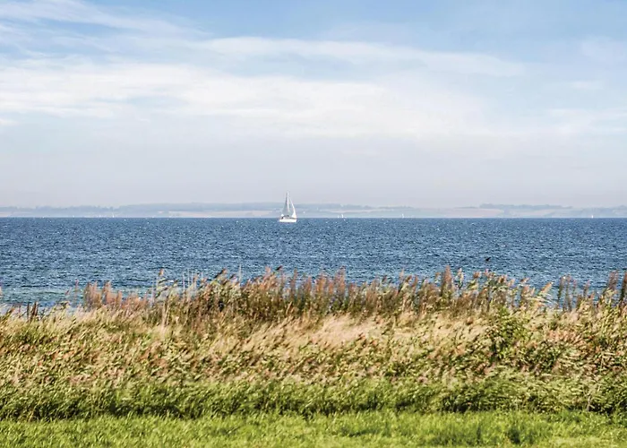 Дом отдыха Three-bedroom In