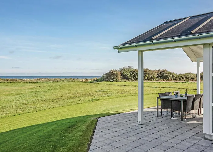 Three-bedroom In Дом отдыха Норборг